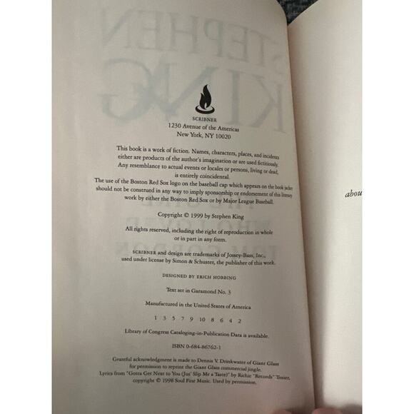 Stephen King The Girl Who Loved Tom Gordon 1st Print - Picture 3 of 4